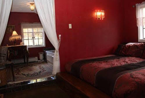 The Historic Brook Forest Inn Evergreen Kültér fotó
