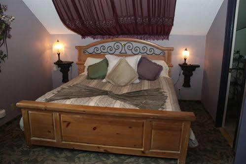 The Historic Brook Forest Inn Evergreen Kültér fotó